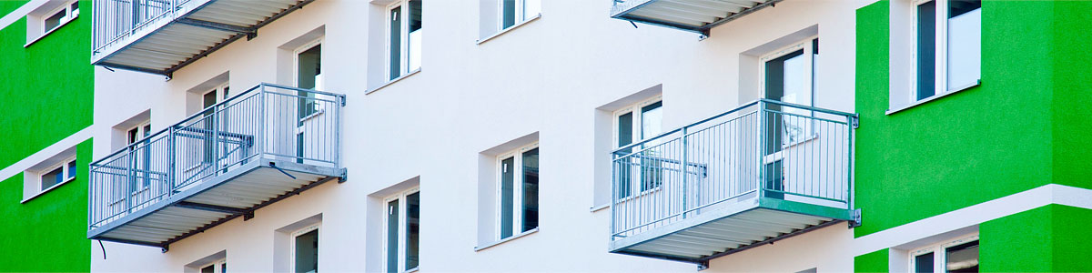 Sanierter Plattenbau Rhinstraße Berlin